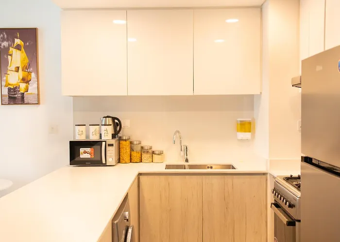 Fantastic Studio And Apartment In The Heart Of Sharjah