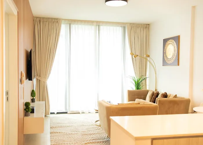 Fantastic Studio And Apartment In The Heart Of Sharjah
