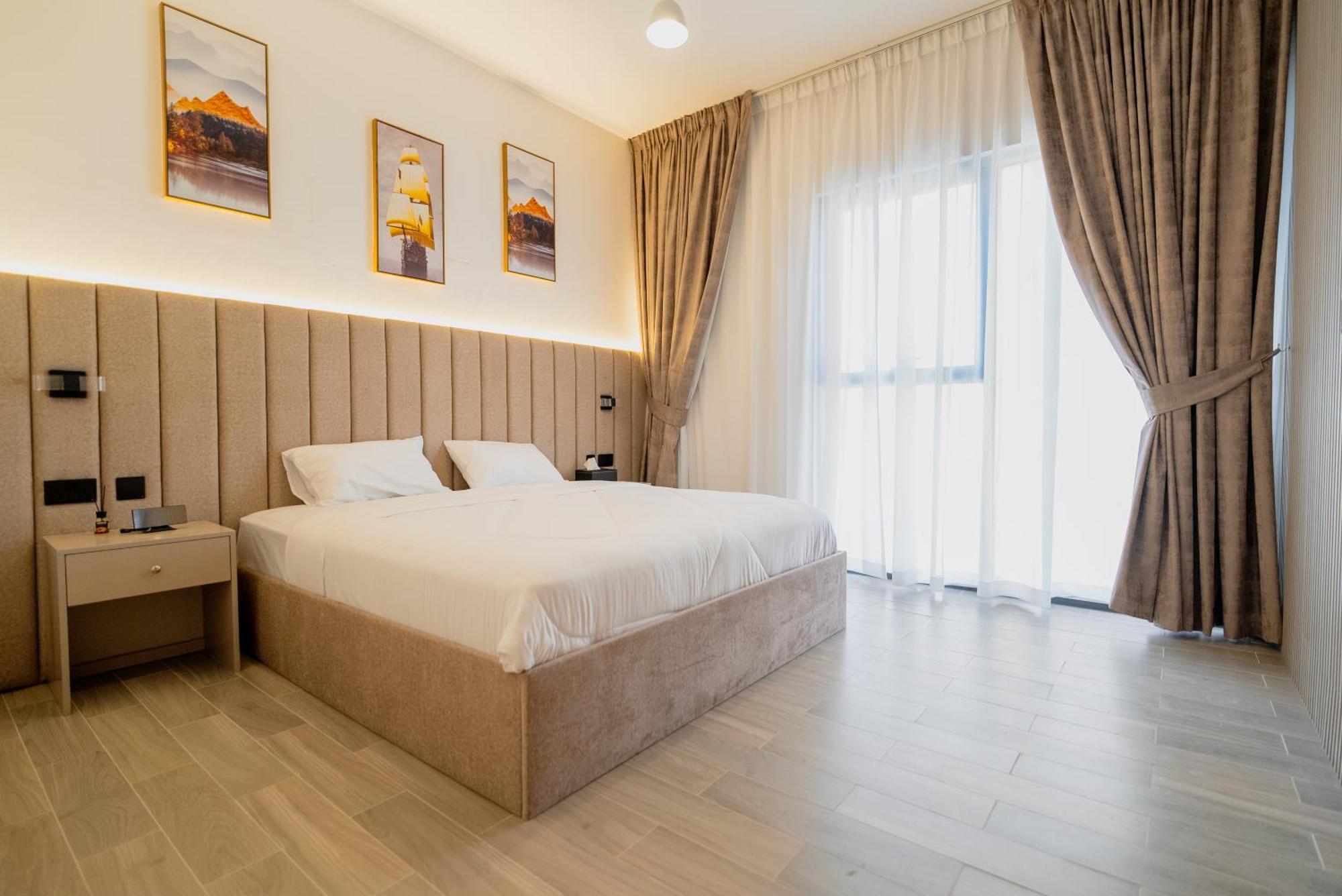 Apartment Fantastic And In The Heart Of Sharjah