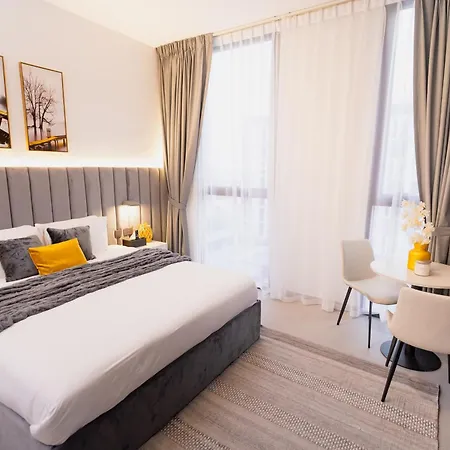 Fantastic Studio And Apartment In The Heart Of Sharjah Esterno foto