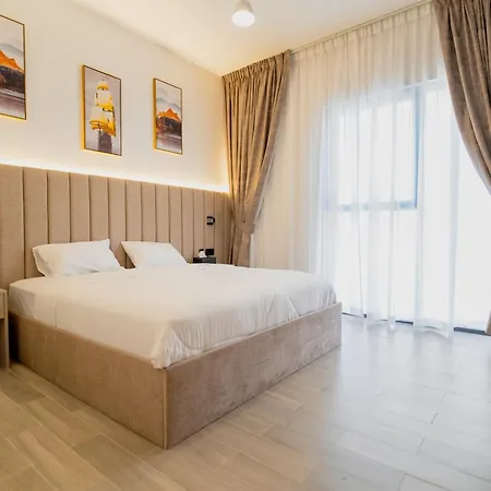 Fantastic Studio And Apartment In The Heart Of Sharjah Esterno foto