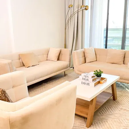 Fantastic Studio And Apartment In The Heart Of Sharjah Exterior photo